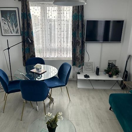 Cosy 2-Bedroom Flat In Finsbury Park, Modern, Convenient & Close To Central London! Экстерьер фото